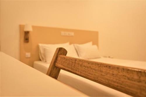 Hotel Nala Island Village