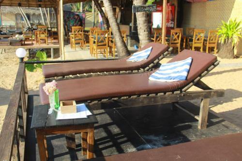Bed & Breakfast Laughing Crow Goa