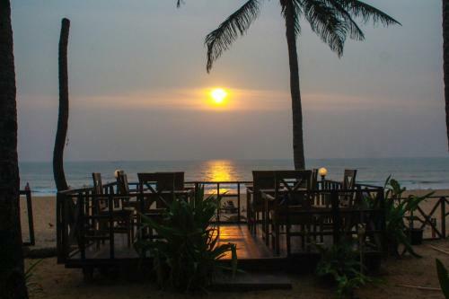 Bed & Breakfast Laughing Crow Goa