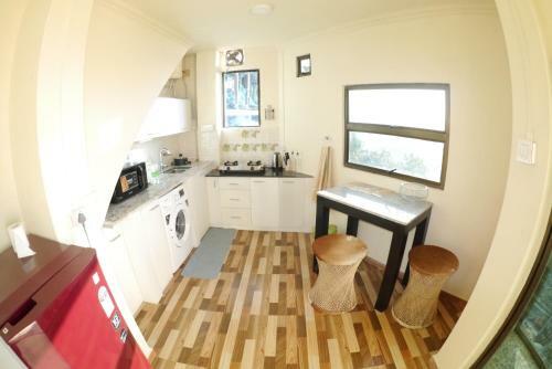 Aizawl Guest House Serviced Apartment & Views
