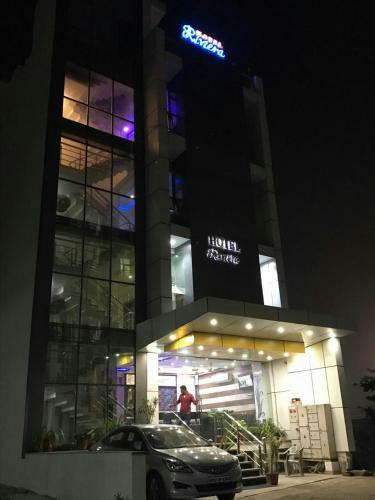 Hotel Riviera Grand