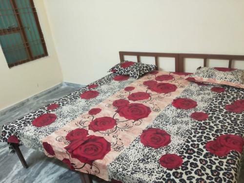 Spot On 73721 Hotel Sunitraj Palace