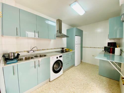 Chipiona/casa Adosada/c�ntrico+playa/5plazas/garaje/