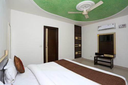 Oyo 78253 Star Hotel