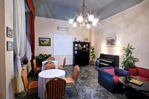 Vassilikon Hotel