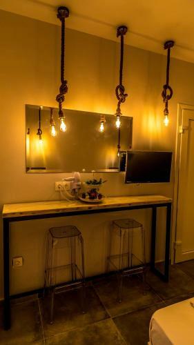 Hostal Manthos Place