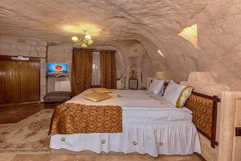 Oyku Evi Cave Hotel