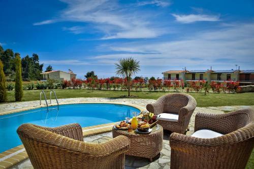 Nefeli Luxury Villas