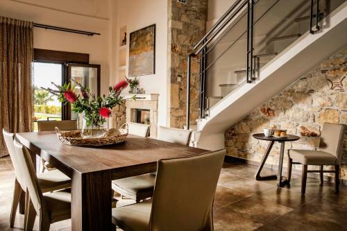 Nefeli Luxury Villas