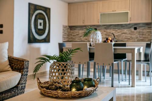 Nefeli Luxury Villas