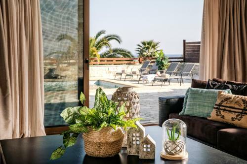 Nefeli Luxury Villas