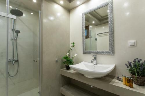 Nefeli Luxury Villas