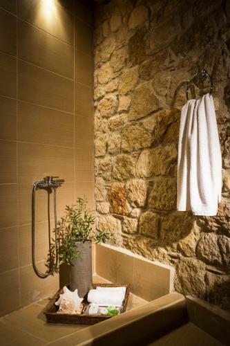 Nefeli Luxury Villas