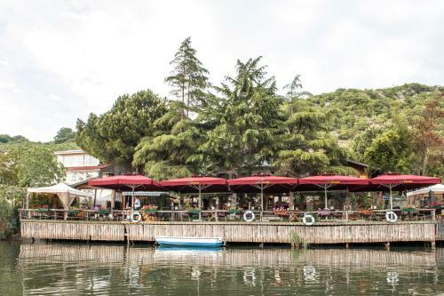 Posada Park Mandalin Hotel