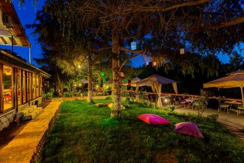 Posada Park Mandalin Hotel