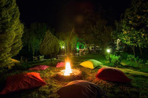 Posada Park Mandalin Hotel