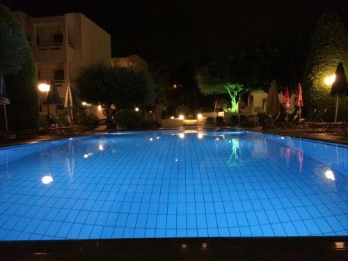 Apartamento Nikolas Villas Appartments