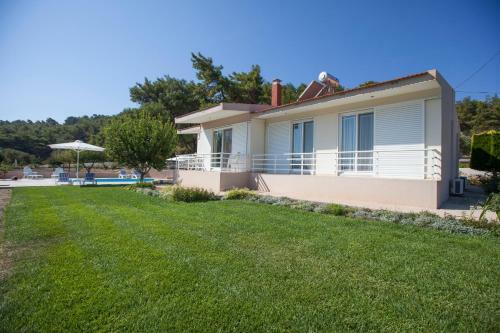 The Olive Grove Villa/privatepool
