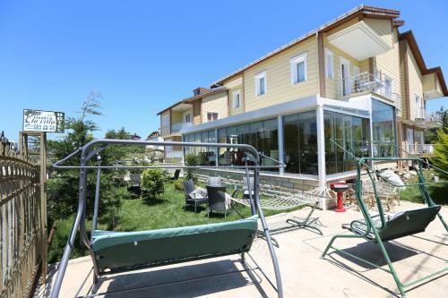 Assortie La Villa Hotel