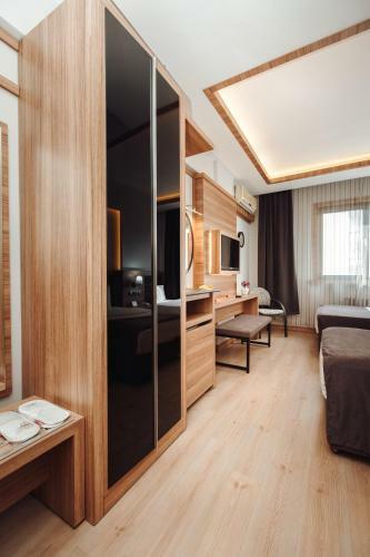Aksular Hotel