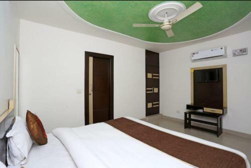 Hotel B.r. International