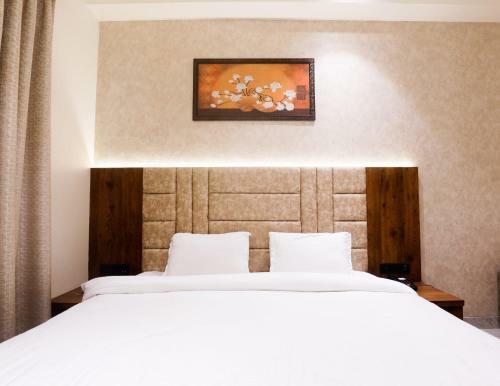 The Taj Pearl Hotel
