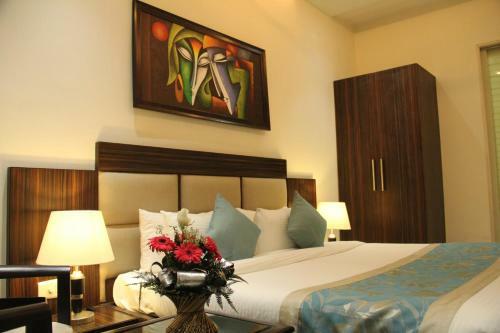 Hotel Bhawna Clarks Inn Agra