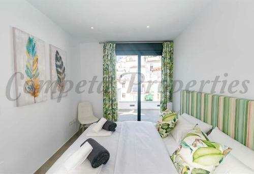 Luxury Apartment In C�mpeta