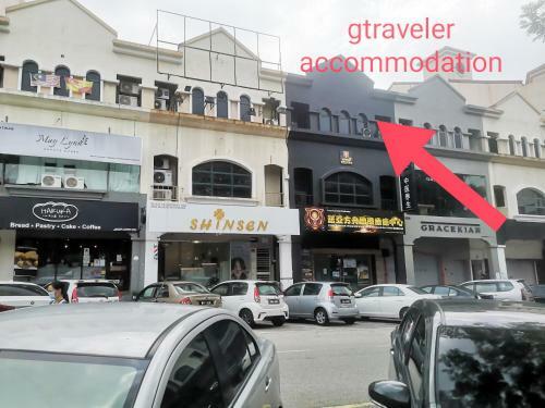 Albergue G Traveler Accommodation