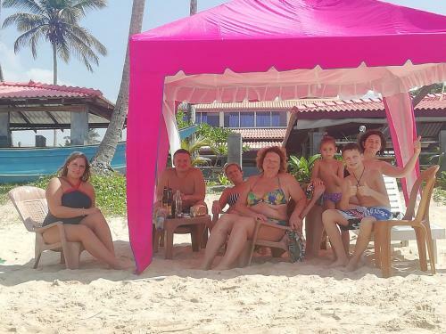 Hotel Rainbow Beach Resort