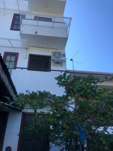 S R S Apartment