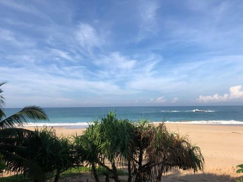 Villa Chenda Beach House