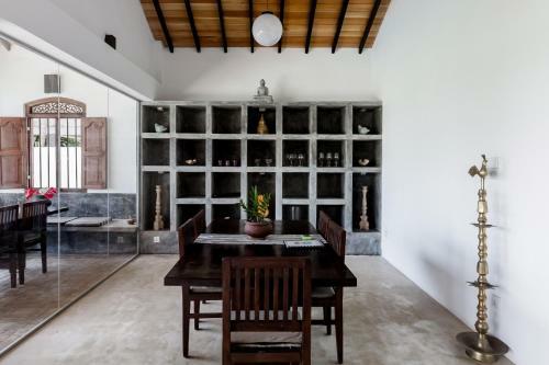 Green Parrot Beachvilla - Private Pool - 6 Pers