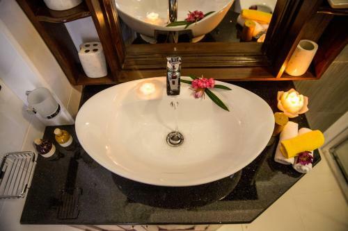 Hostal Amba Luxury Boutique Retreat