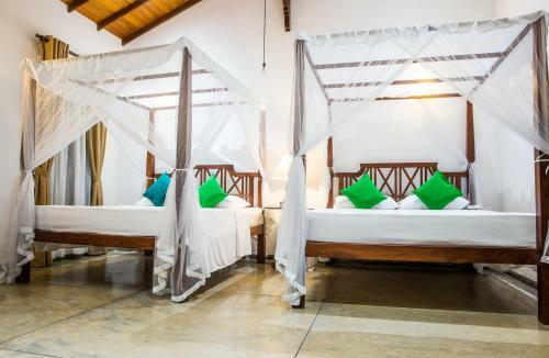 Hostal Amba Luxury Boutique Retreat