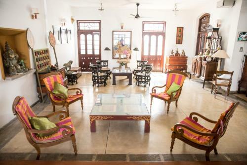 Hostal Amba Luxury Boutique Retreat