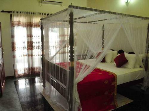 Hostal Garland Beach Villa