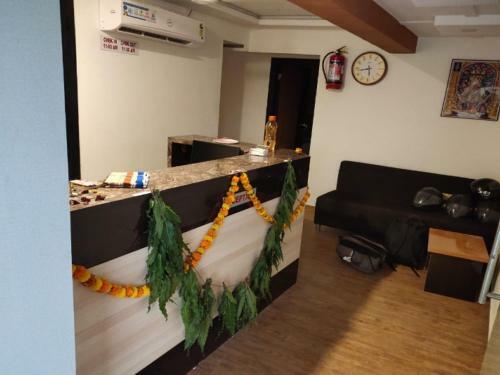 Oyo 81037 Hotel Palak