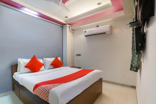 Oyo 70500 Hotel Magic Palace