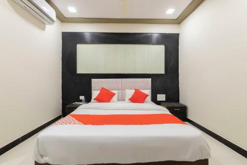 Oyo Flagship 48619 Hotel Anushri Villa