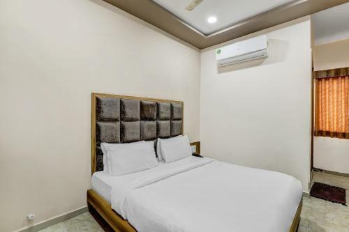 Capital O 80892 Hotel Maple View