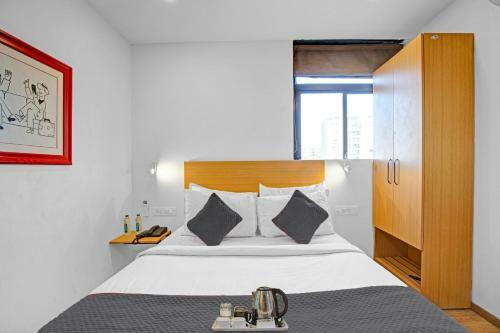 Townhouse 858 Hotel N Y