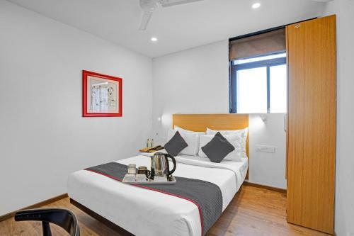 Townhouse 858 Hotel N Y