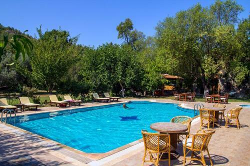Doga Apartments