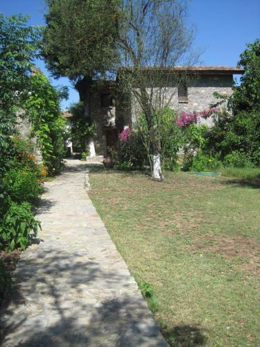 Doga Apartments