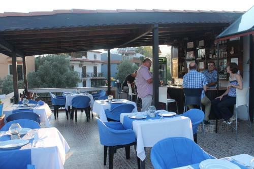 Hostal Lizo Hotel