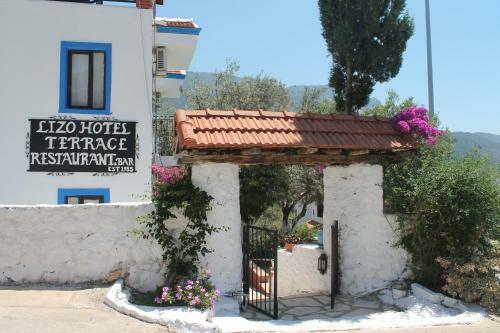 Hostal Lizo Hotel