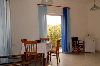 Alexis Apartments