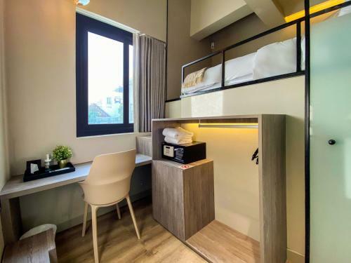Hotel St Signature Jalan Besar ( 13 Hours: 6pm-7am)