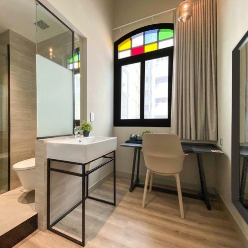 Hotel St Signature Jalan Besar ( 13 Hours: 6pm-7am)